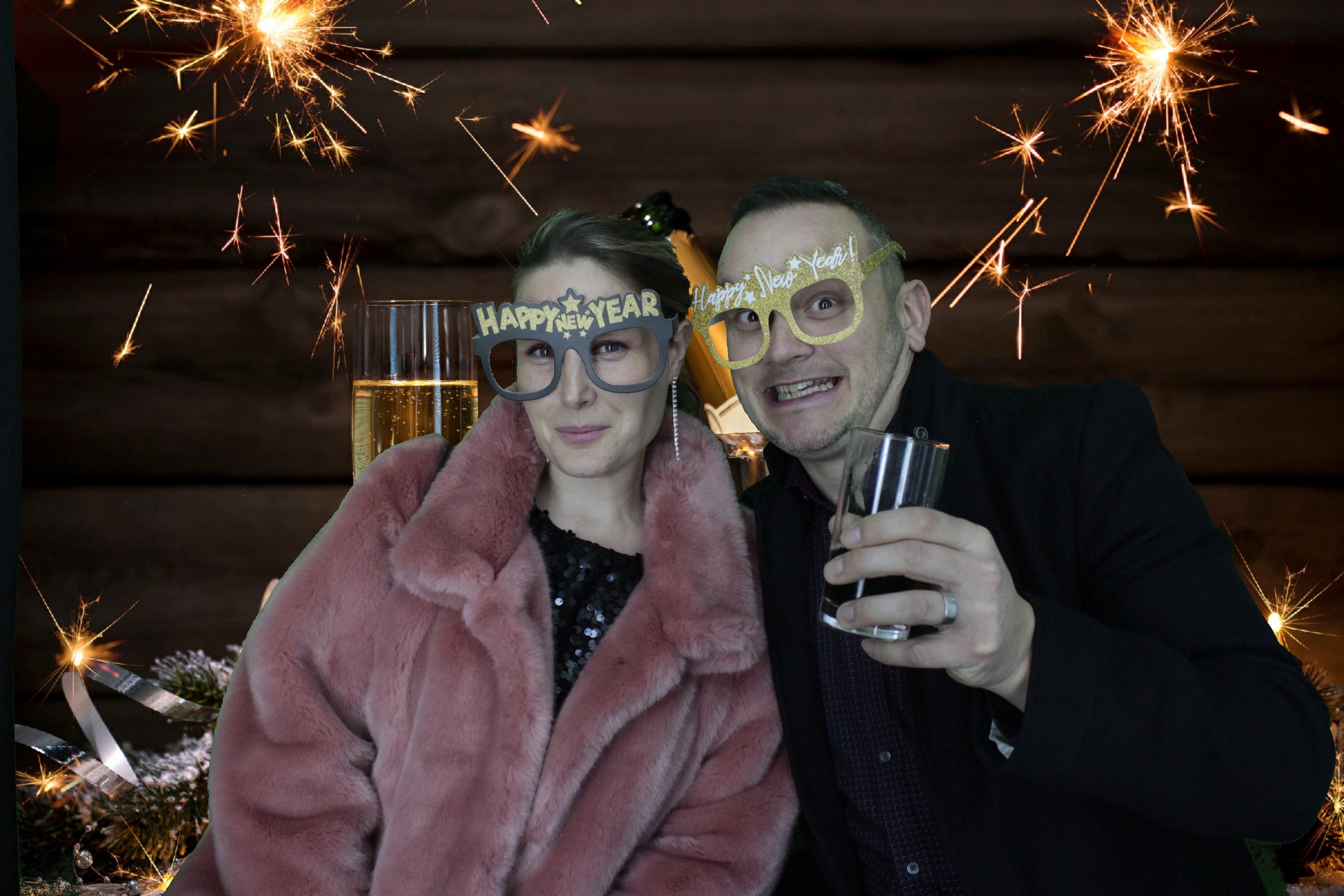 NYE Party | View more photos from the event at gallery.myphotoboothexperience.co.uk/u/MyPhotoBoothExperienceLtd/NYE-Party
